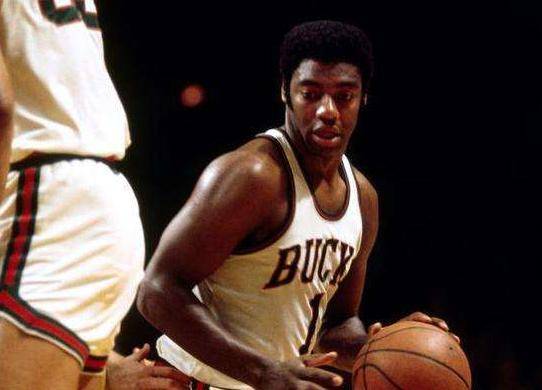 在太阳底下 在太阳底下